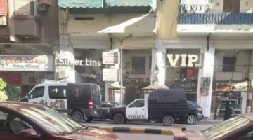 هاتف ملقى بحديقة بورسعيد يكشف سرقة بالإكراه لمسن في منزله